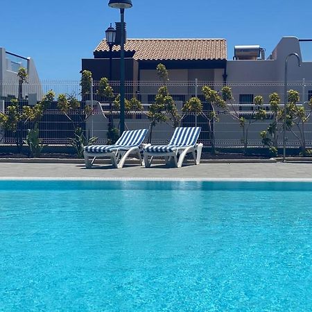 Sunny Luxury Apartment With Two Great Sunny - Level Terraces, Two Swimming Pools, In A New Complex Pueblo Majorero, Close To Fuerteventura Golf Club, Next To The Beach , Atlantico Shopping Mall And Casino In Caleta De Fuste Kültér fotó