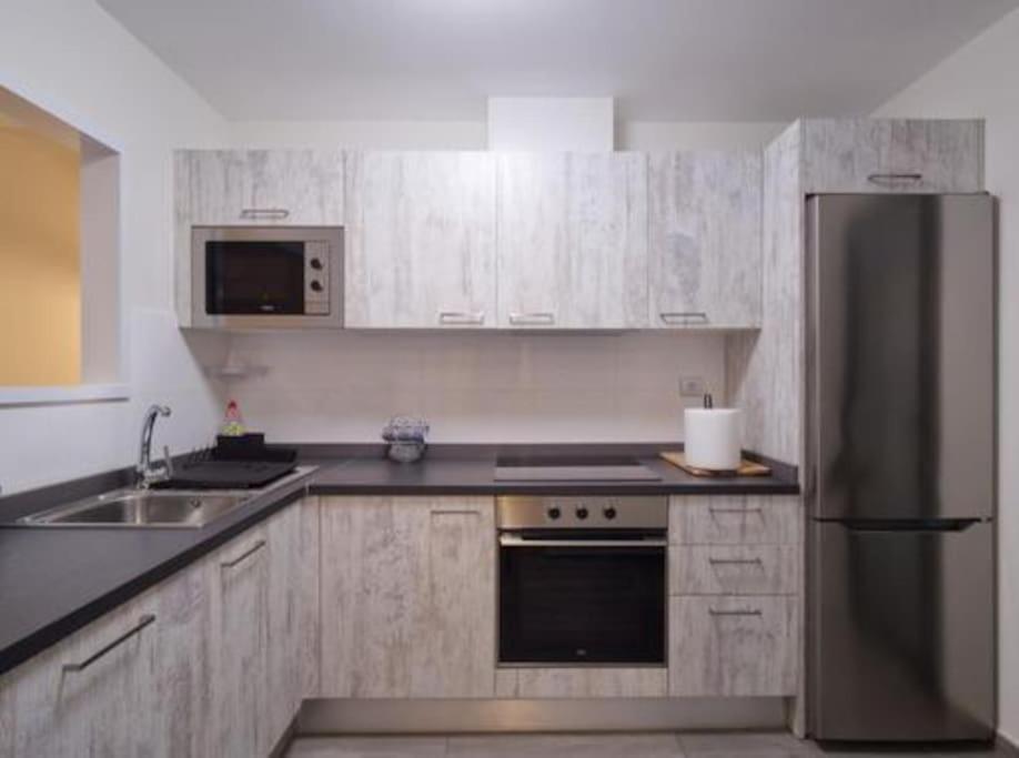 Sunny Luxury Apartment With Two Great Sunny - Level Terraces, Two Swimming Pools, In A New Complex Pueblo Majorero, Close To Fuerteventura Golf Club, Next To The Beach , Atlantico Shopping Mall And Casino In Caleta De Fuste Kültér fotó